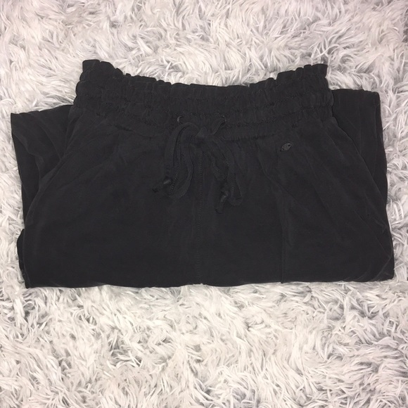 American Eagle Outfitters Pants - American eagle joggers American Eagle Outfitters Pants - American eagle joggers